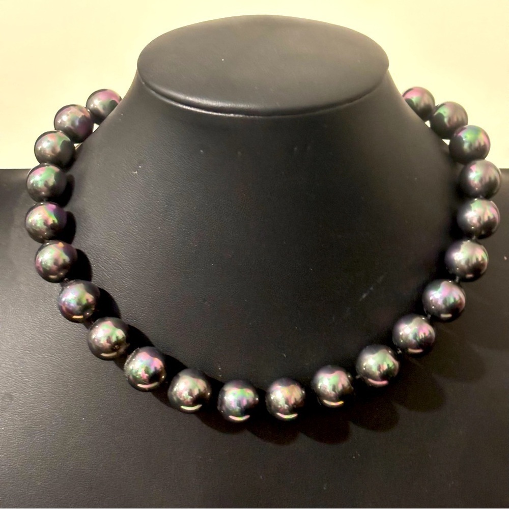 Large oil slick glass faux peacock pearls and sterling silver toggle closure